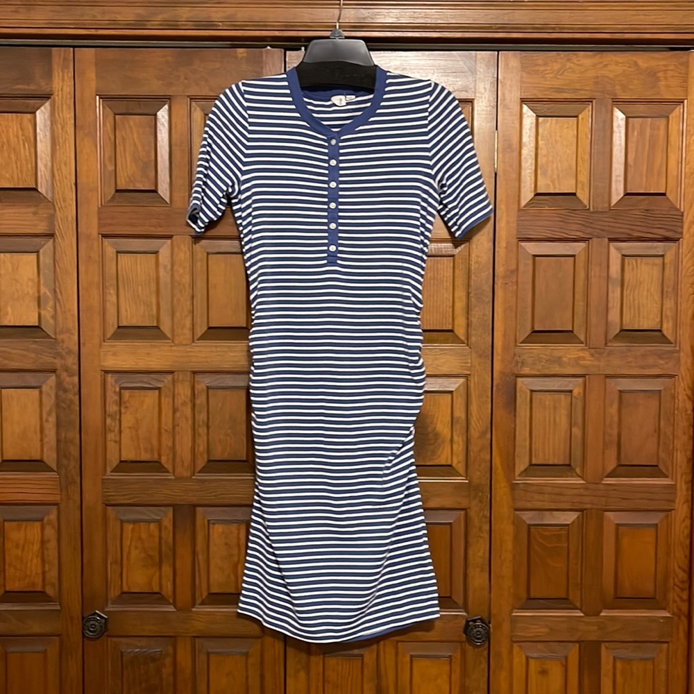 GAP Maternity Blue and white striped dress. Small